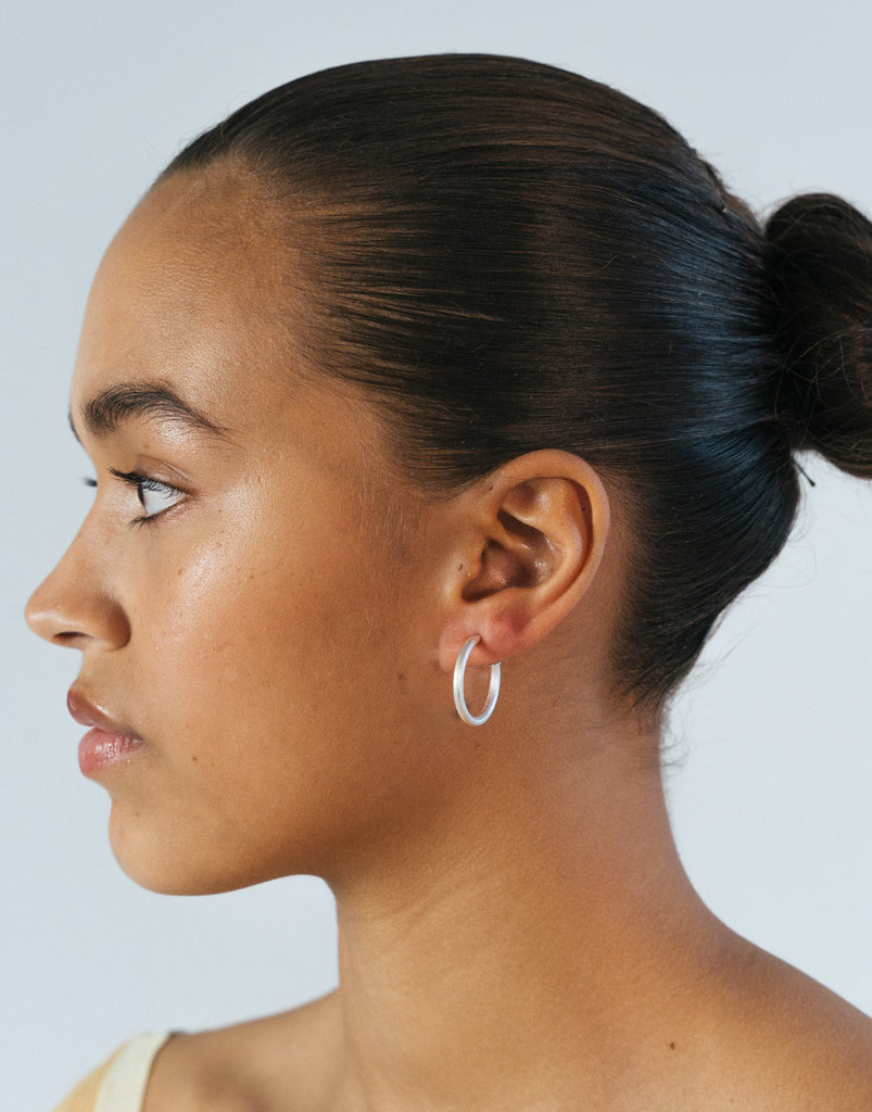 Esme øreringe. Lille, sølv. Dulong Fine Jewelry