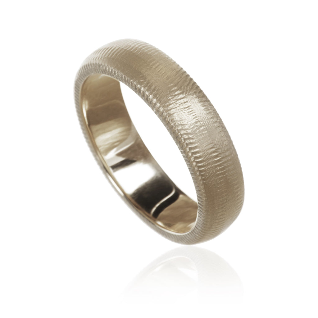 Curve ring. 5,5 mm. ringskinne. Hvidgul. Dulong Fine Jewelry